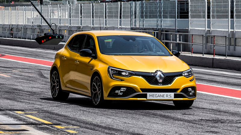 Illustration for article titled The 2019 Renault Megane RS Trophy Could Be Le Civic Type R Killer